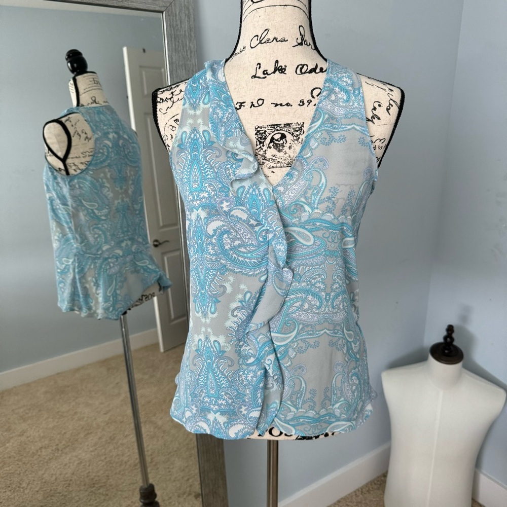 Paisley Print Baby Blue Ruffle Sleeveless Work Blouse Banana Republic X- SMALL